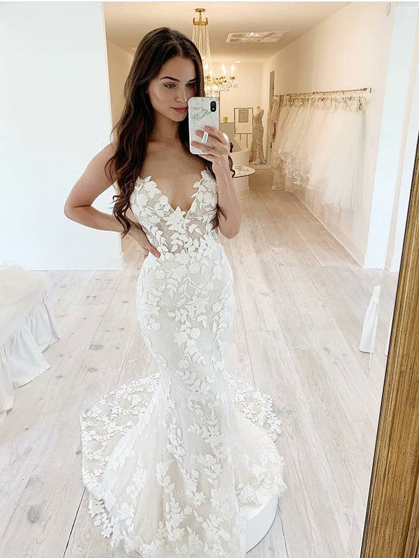 Wholesale Trumpet/Mermaid Tulle Applique V-neck Sleeveless Sweep/Brush Train Wedding Dresses